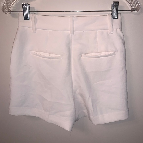 Wilfred The Effortless Short Mini High-waisted Japanese crepe shorts - Picture 5 of 10